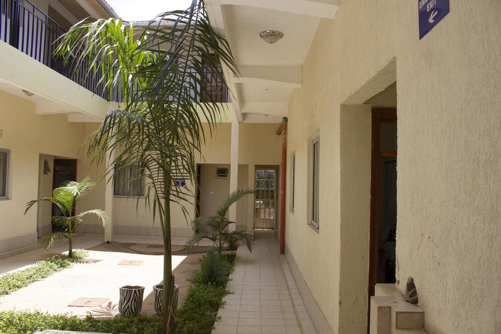 Isibania Borderpoint Lodge Migori Экстерьер фото