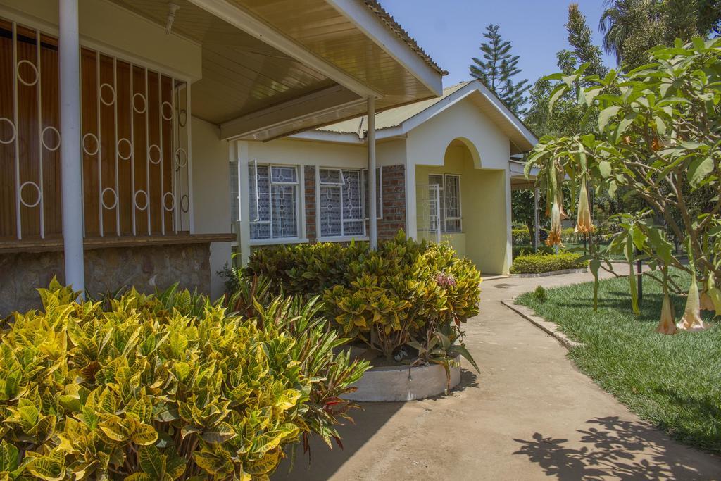 Isibania Borderpoint Lodge Migori Экстерьер фото